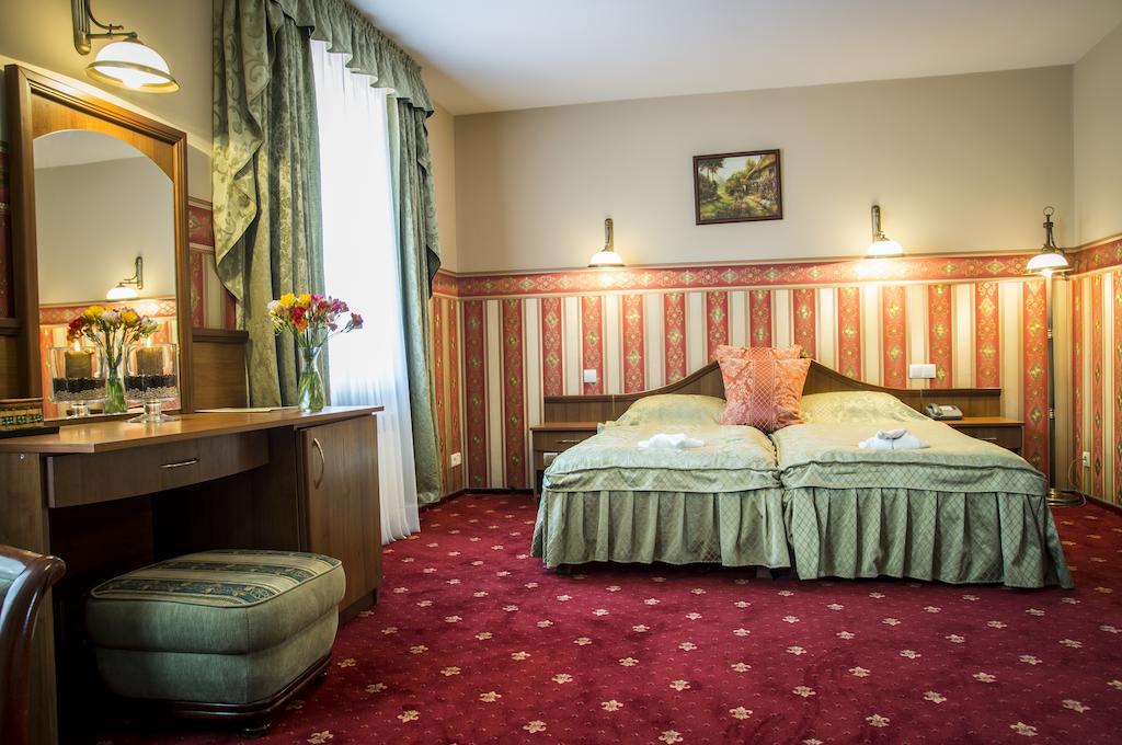 Hotel Mazurski Dworek Mikołajki Cameră foto