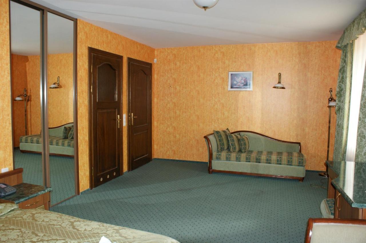 Hotel Mazurski Dworek Mikołajki Cameră foto